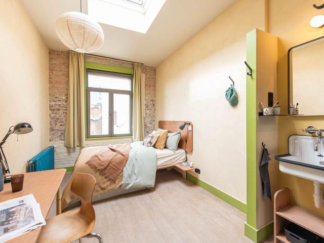 Rooms in a a beautiful shared apartment with cinema room