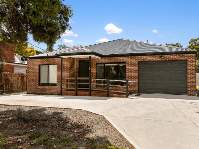 Rooms/9 Miller Grove, Ringwood East