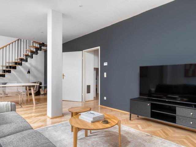 Roomy Wieden 3BR w/ Elevator, walk to Kärtner Straße shops