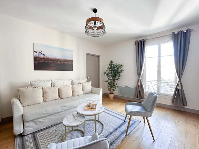 Roomy and Elegant Apartment Near La Villette!