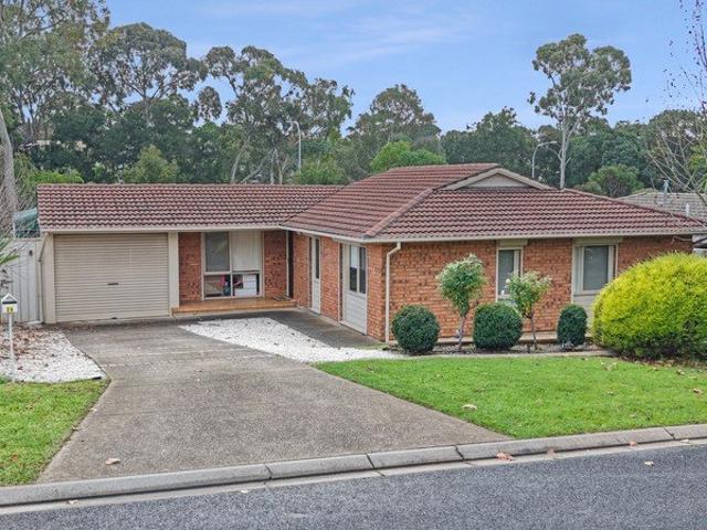 Roomy, Reliable and Rewarding Investment On John Renwick Place!