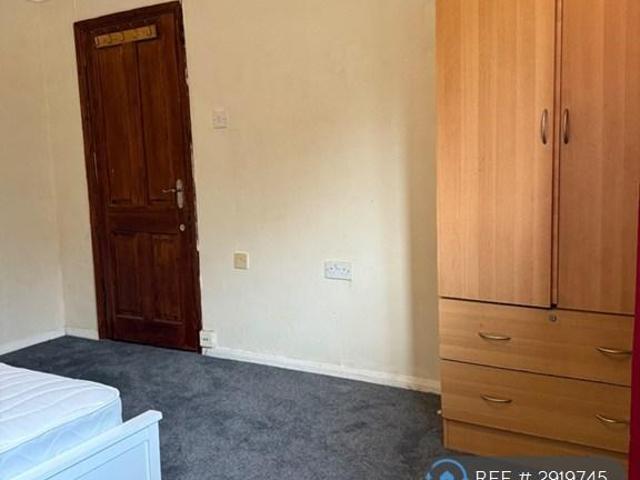 Roosevelt Avenue Chatham, Kent, ME5 1 bed in a house share to rent £650 pcm £150 pw