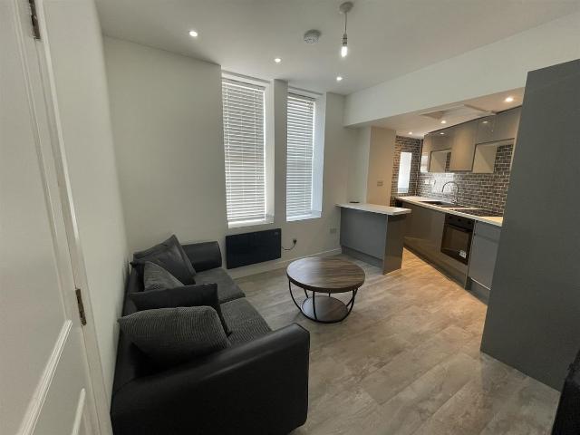 Roath Court Place, Cardiff CF24, 1 bed flat to rent, £950 pcm | PrimeLocation