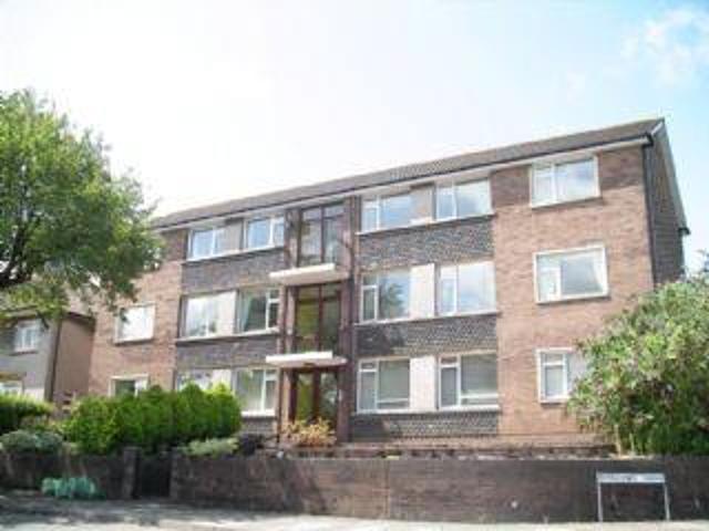 ROATH PARK Windermere Avenue. 2 bed flat to rent £1,100 pcm £254 pw