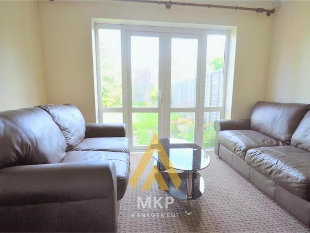Road, Selly Oak, Birmingham B29 5 bed end of terrace house to rent £2,080 pcm £480 pw