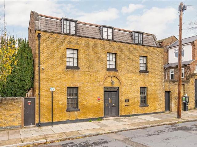 Roan Street, Greenwich SE10, 3 bed detached house to rent, £4,500 pcm | PrimeLocation