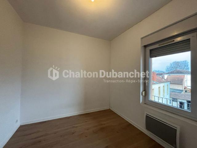 ROANNE Appartement 2 pièce s 47 m2