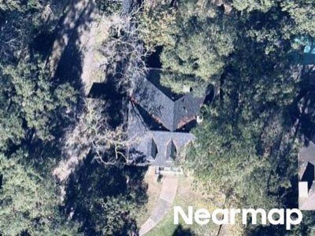 Roaring Brook Ln