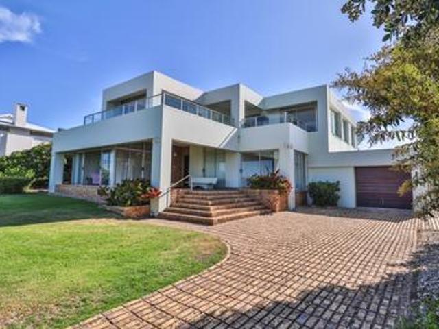 robberg beachfront family friendly 4.
