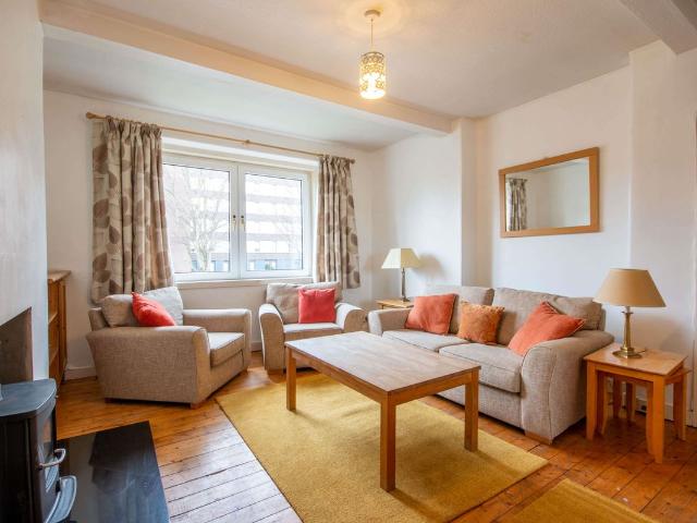 Robb's Loan, Edinburgh EH14, 4 bed maisonette to rent, £1,495 pcm | PrimeLocation