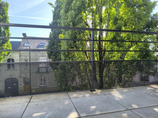 ROBERT SCHUMAN APPARTEMENT T3 AVEC BALCON ET PARKING