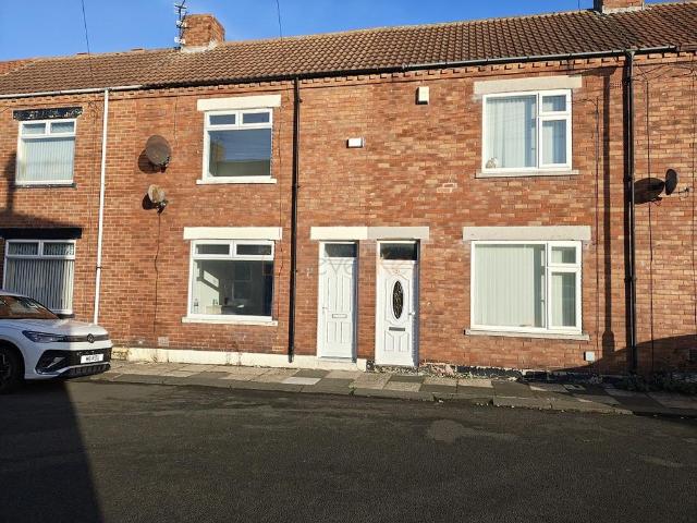 Robert Street, Blyth, Northumberland 2 bed terraced house to rent £625 pcm £144 pw