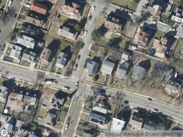 Roberts Ave