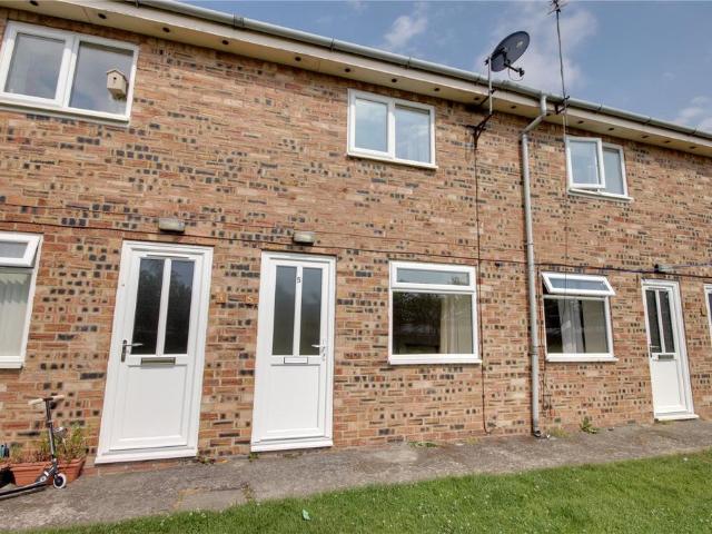 Roberts Row, Spencerbeck Farm 2 bed terraced house to rent £650 pcm £150 pw