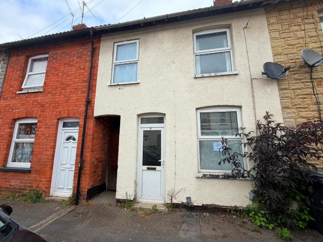Roberts Street, Rushden NN10, 3 bed terraced house to rent, £1,050 pcm | PrimeLocation