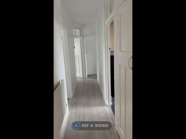Robertson House, London SW17, 3 bed flat to rent, £2,570 pcm | PrimeLocation
