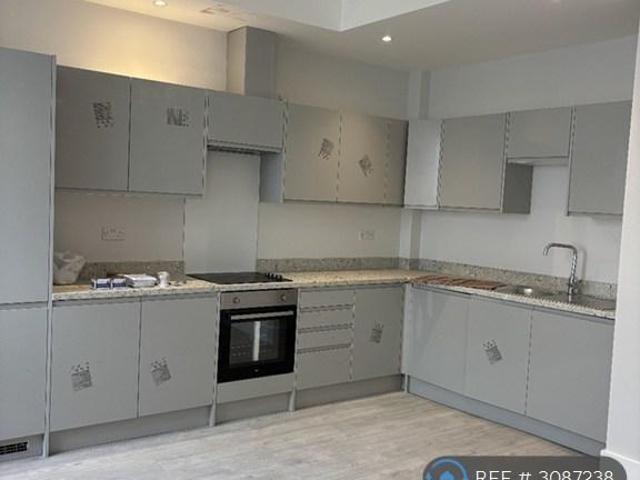 Robertson Passage, Hastings, TN34 1 bed flat to rent £1,000 pcm £231 pw