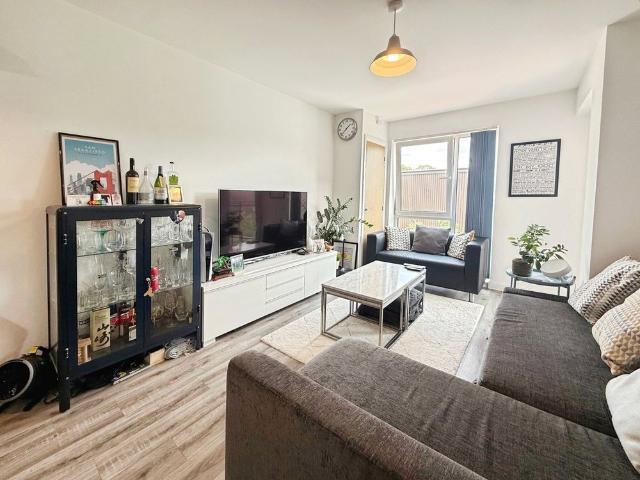 Robertson Way, Basingstoke, Hampshire, RG21