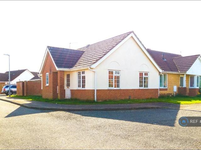 Robin Mews, Wisbech, PE13 2 bed bungalow to rent £1,095 pcm £253 pw