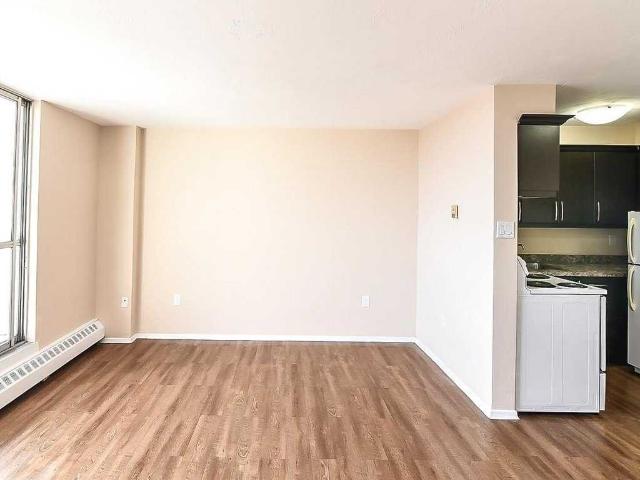 Robinson Towers 1 Bedroom Apartment for Rent at 100 King St E, Hamilton, ON L8G 1K8 Stoney Creek Estates