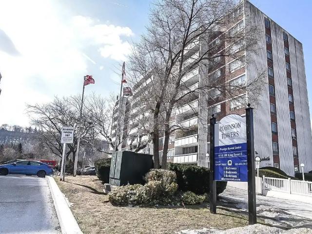 Robinson Towers