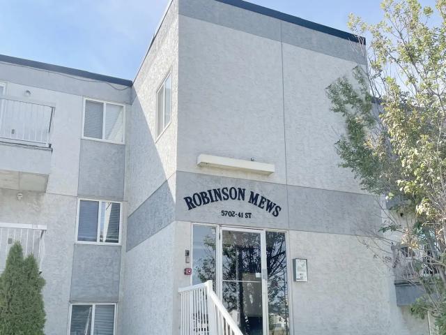 Robinson Mews