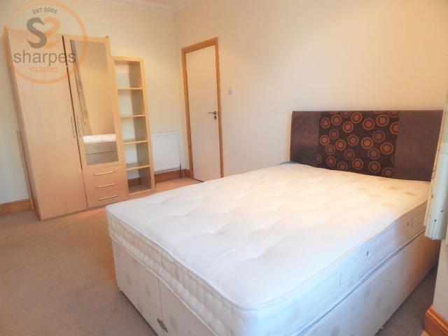 Robinson Road, Merton, London, Greater London SW17, 1 bed property to rent, £1,175 pcm | PrimeLocation