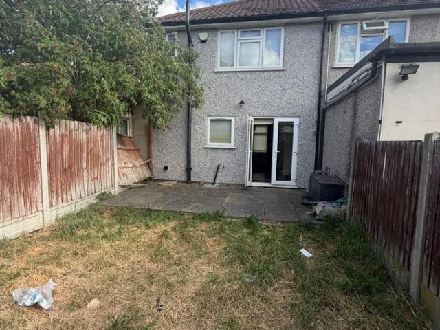 Robinson Road, Dagenham, Greater London RM10, 2 bed terraced house to rent, £1,800 pcm | PrimeLocation