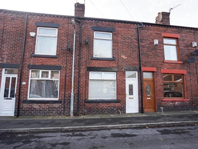 Robinson Street, Horwich, Bolton BL6, 2 bed terraced house to rent, £750 pcm | PrimeLocation