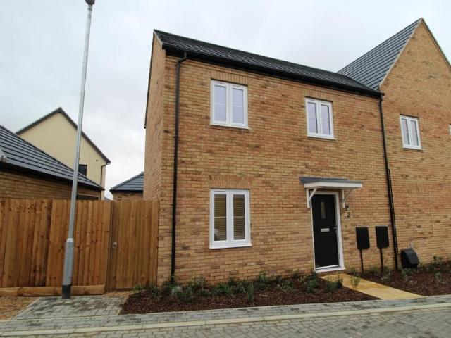 Robson Close, West Cambourne, Cambridge, Cambridgeshire CB23, 2 bed maisonette to rent, £1,375 pcm | PrimeLocation