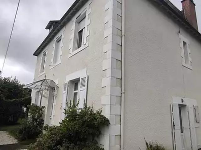 Rochechouart 87600 Achat / Vente maison 6 pièces t6