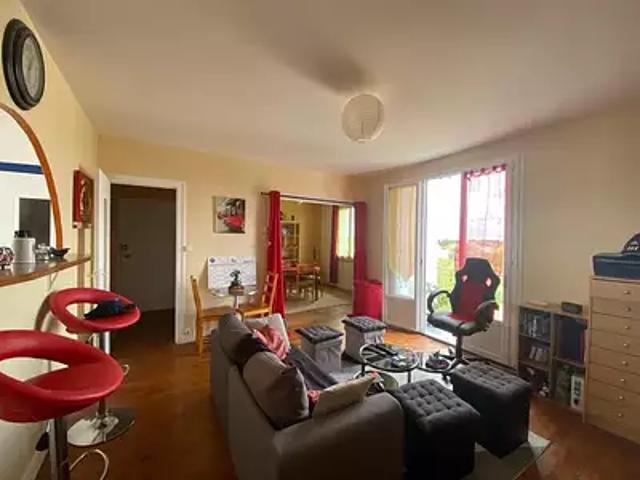 Rochefort 17300 Achat / Vente appartement 3 pièces t3 au dernier étage balcon