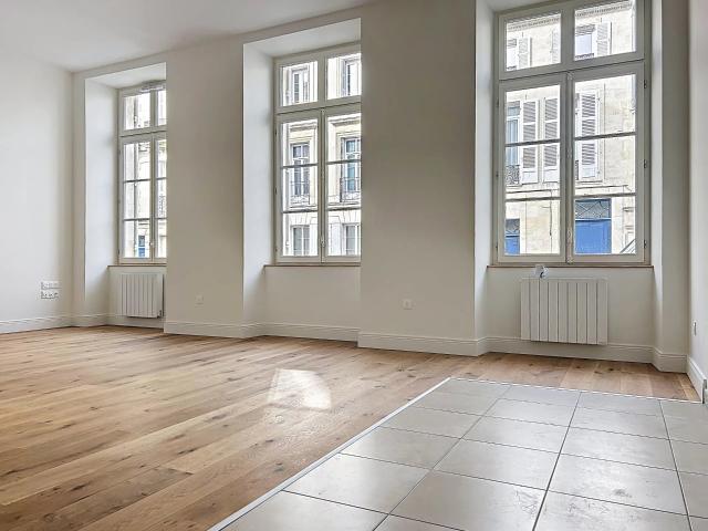 Rochefort — Duplex en hyper centre