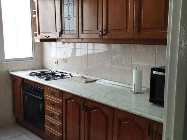 Rochelambert, junto metro Amate. Excelente vivienda de 3 habitaciones se alquila. ESTUDIANTES O PROFESORES DEL CURSO 26/27