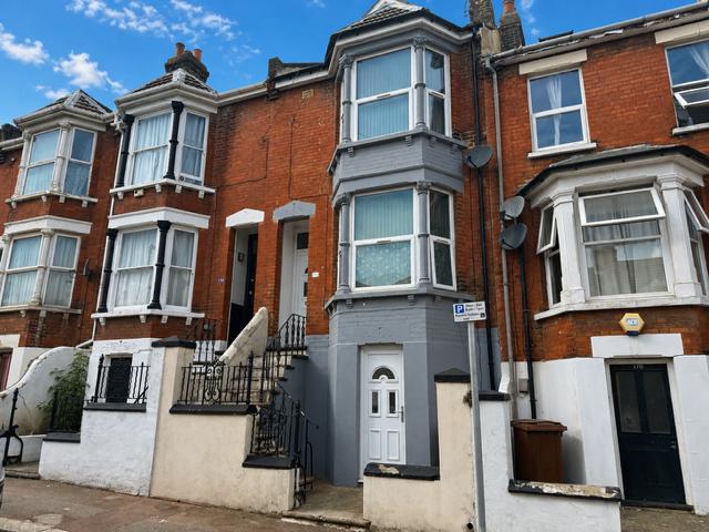 Rochester Street, Chatham, ME4 1 bed in a house share to rent £625 pcm £144 pw