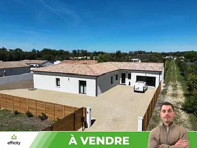 Roches Prémarie Andillé 86340 Achat / Vente maison 6 pièces t6 jardin terrasse