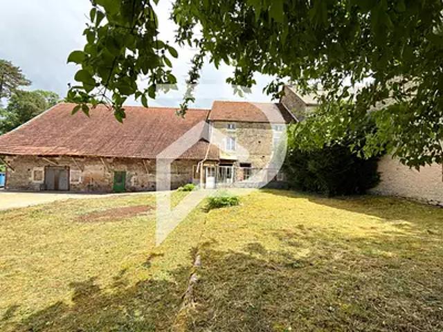 Rochetaillée 52210 Achat / Vente maison 8 pièces t8 jardin cave