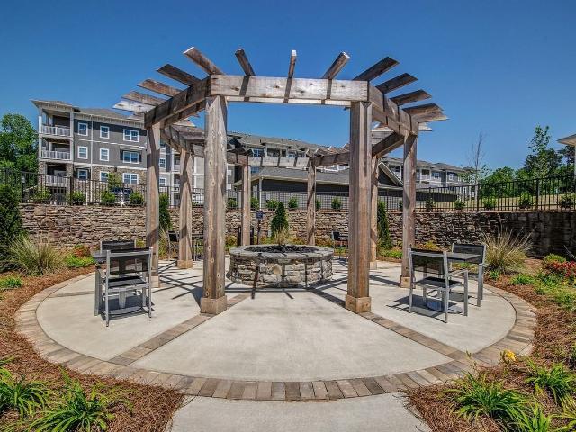 Rock Island Ridges at Riverchase 1 Bedroom Apartment for Rent at 4402 Riverchase Dr, Phenix City, AL 36867