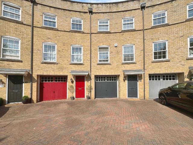 Rockbourne Road, Sherfield On Loddon, Hook, Hampshire RG27, 5 bed terraced house to rent, £2,500 pcm | PrimeLocation