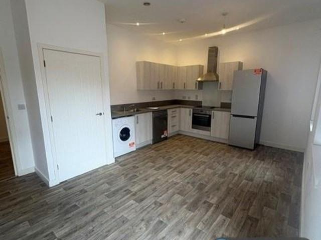 Rocket Studios, Leicester, LE4 3 bed flat to rent £1,295 pcm £299 pw
