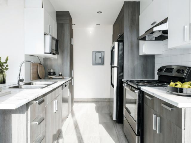 Rockhill Apartments 5 1/2 3 Bedroom Penthouse Renovated Apartment for Rent