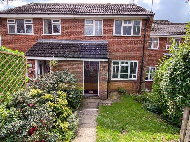 Rockhill Road, Long Buckby. 3 bed terraced house to rent £1,125 pcm £260 pw