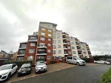 Rockwell Court, The Gateway, Watford WD18, 1 bed flat to rent, £1,325 pcm | PrimeLocation