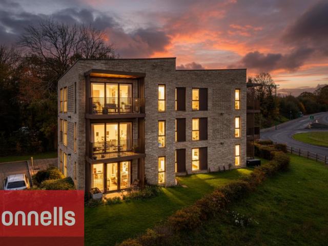 Rocky Lane, Haywards Heath RH16, 2 bed flat to rent, £1,700 pcm | PrimeLocation