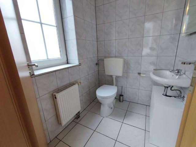 Rodenbach, DHH, 5 ZKB, 2 Bäder, Gäste WC, Carport, Garten