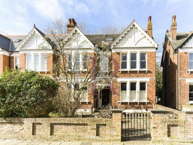 Rodenhurst Road, Clapham South, SW4 5 bed semi detached house to rent £8,667 pcm £2,000 pw