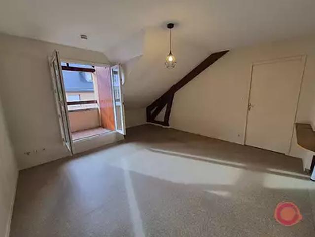 Rodez 12000 Achat / Vente appartement 2 pièces t2 au dernier étage parking