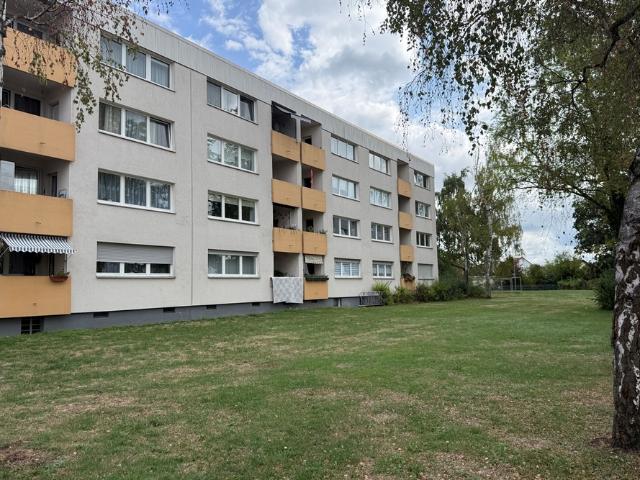 Rodgau Weißkirchen: Selbstbezug oder Kapitalanlage Bezugsfreie 2 Zimmer Wohnung in Ruhelage