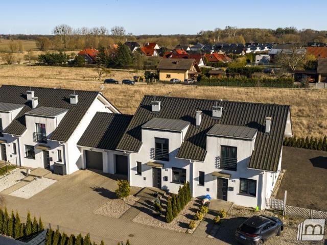 Środkowy segment 110 m2 z ogrodem i garażem w Stargard