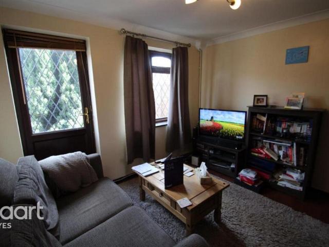 Rodmell Close, Hayes 1 bed terraced house to rent £1,300 pcm £300 pw